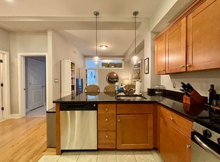 20 Parmenter St APT 403, Boston, MA 02113