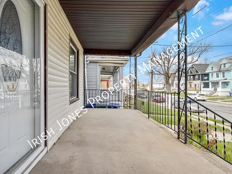 700 Hopkins St #2 — Photo 3