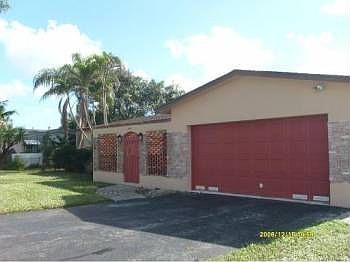 2nd image of 6740 SW 20th Ct