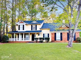 10204 Point View Dr, Jonesboro, GA 30238