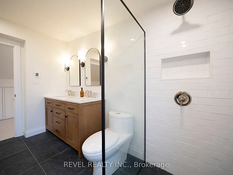 22 Lawrence St — Photo 21