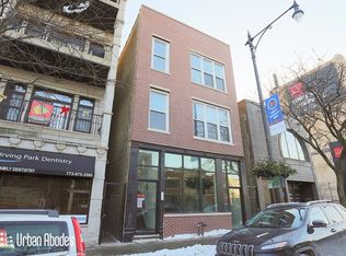 1935 W Irving Park Rd, Chicago, IL 60613