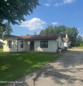 7001 Lower Hunters Trce, Louisville, KY, 40258