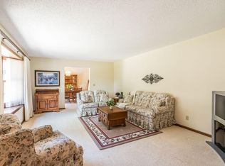 108 S Nora St, Viborg, SD 57070