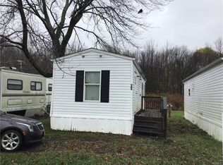 25 Violet Dr, Highland Mills, NY 10930