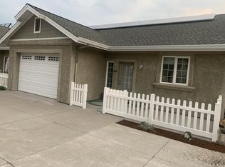 807 Carmen Dr #C, Mount Shasta, CA 96067