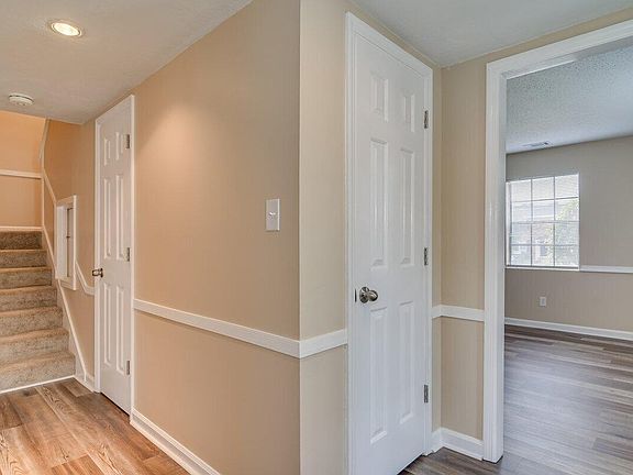 5th image of 2901 Westchester Drive
