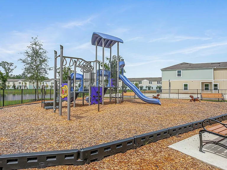 100 Vero Dr — Photo 31