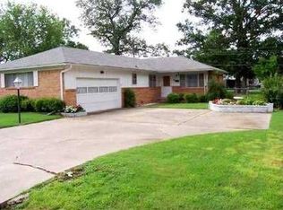 19 Fifth St, Charleston, AR 72933