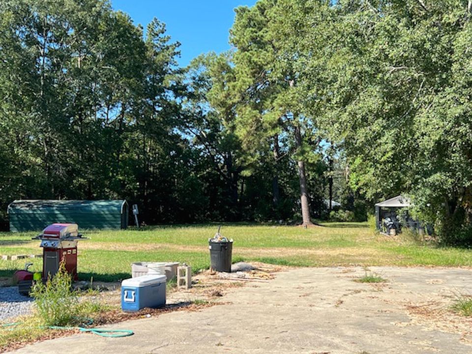 2nd image of 1165 Aery Rd