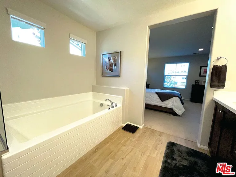42720 Azure St — Photo 28