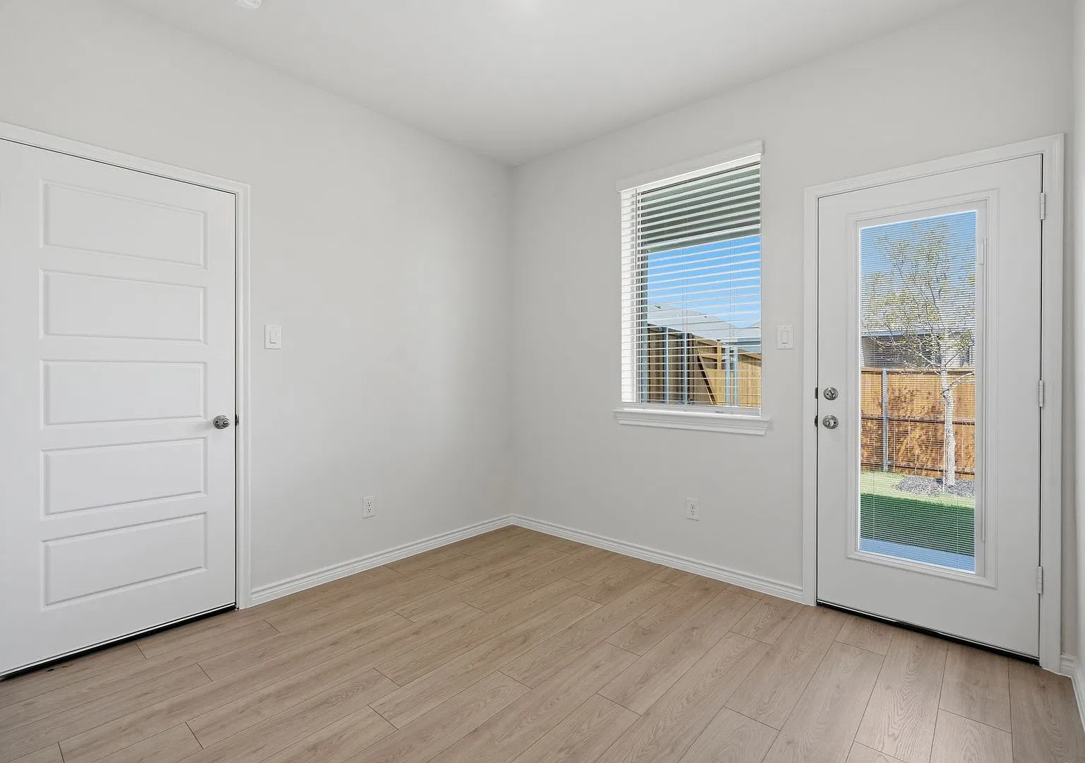 Beautiful 3-Bedroom Rental in Legacy Hills | Parks, Trails & Dog Parks — Photo 3