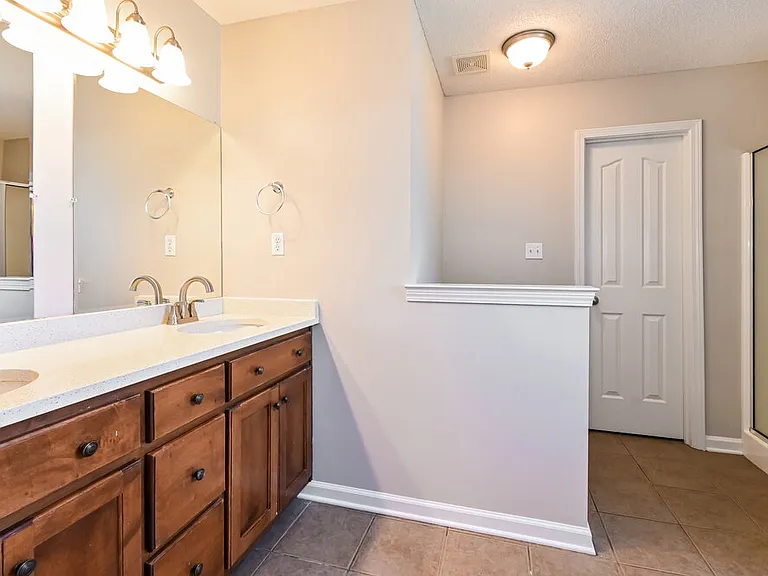70 Desoto Ave — Photo 11