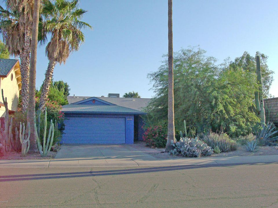 1st image of 1721 E Laguna Dr