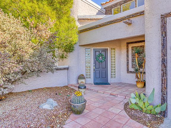 3rd image of 5874 Via Cuesta Dr