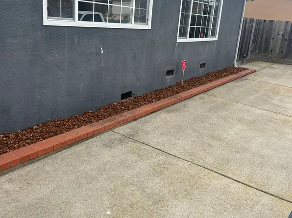 3060 Redwood Dr, Marina, CA 93933