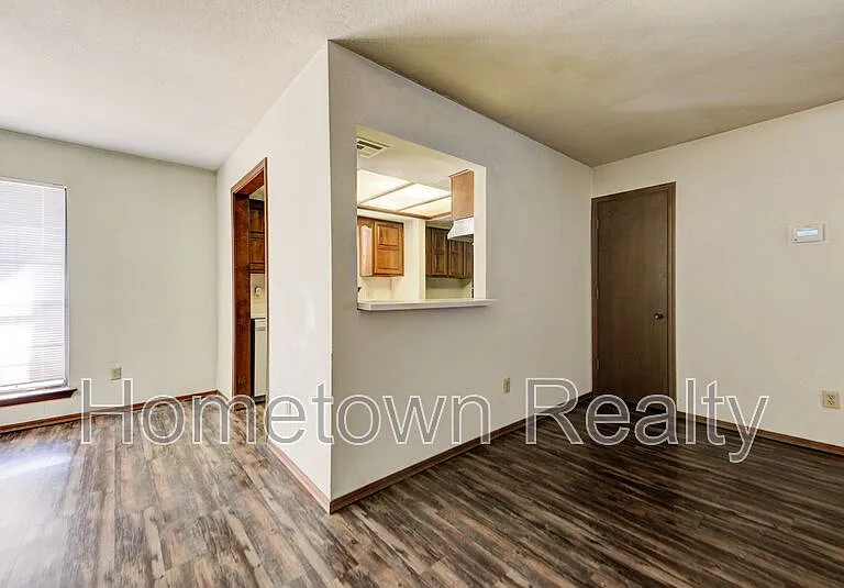 436 NE 115th St — Photo 10