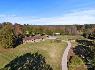 6912 River Bend Rd, Claremont, NC 28610