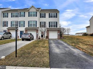 1243 Knob Run, York, PA 17408