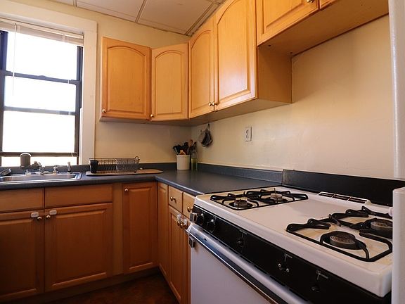 3rd image of 126 Babcock St APT 38A