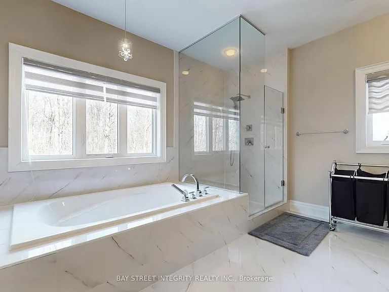 57 Strawbridge Farm Dr — Photo 9