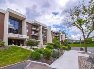 2485 Londin Ln E APT 113, Maplewood, MN 55119