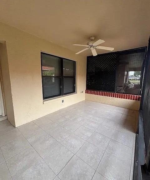 2093 Pine Isle Ln #2093 — Photo 16