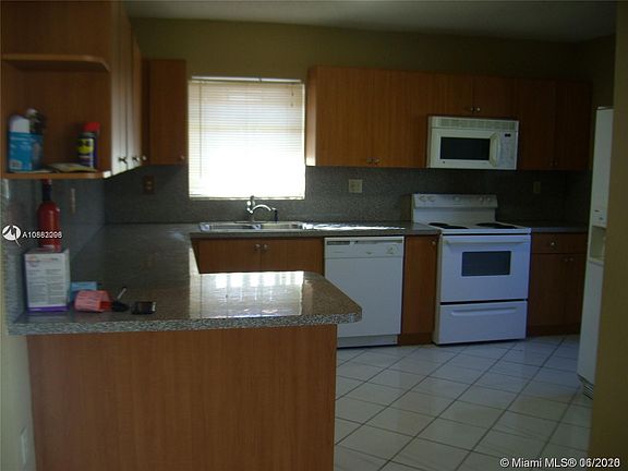 3rd image of 630 NW 133rd Ave #0
