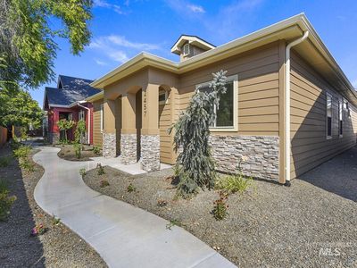 2457 Ashgrove, Boise, ID, 83702