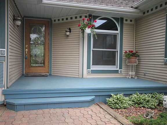4th image of 10821 Woodbrook Dr
