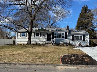 65 Ingersoll Ave, Warwick, RI 02886