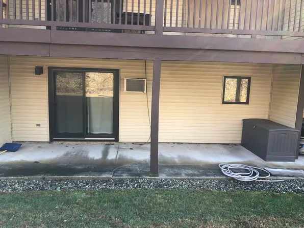 2 Brook Front Lane #2, Pomfret, CT 06259