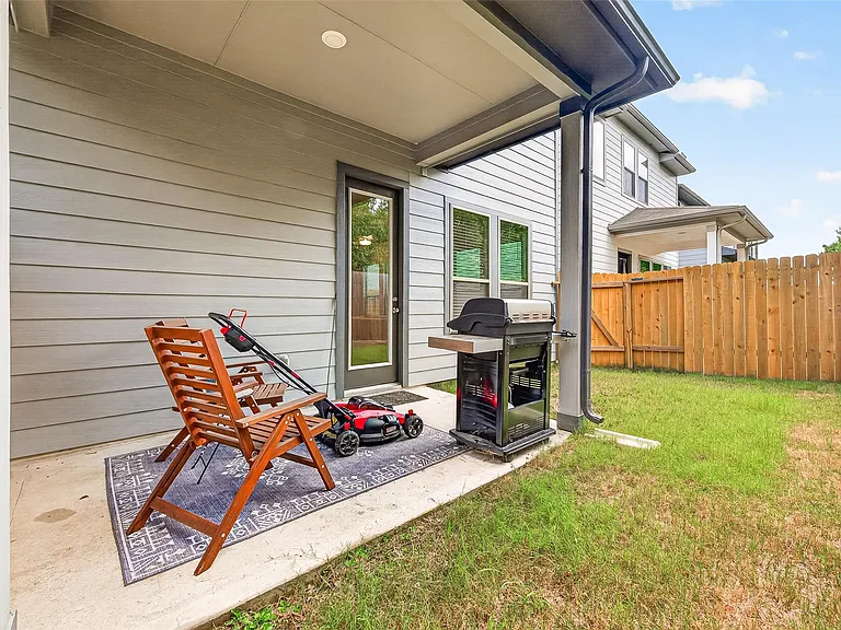 4004 Baja Ln — Photo 32