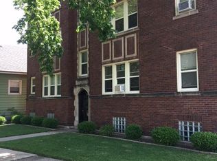 901 S Grove Ave APT 3, Oak Park, IL 60304