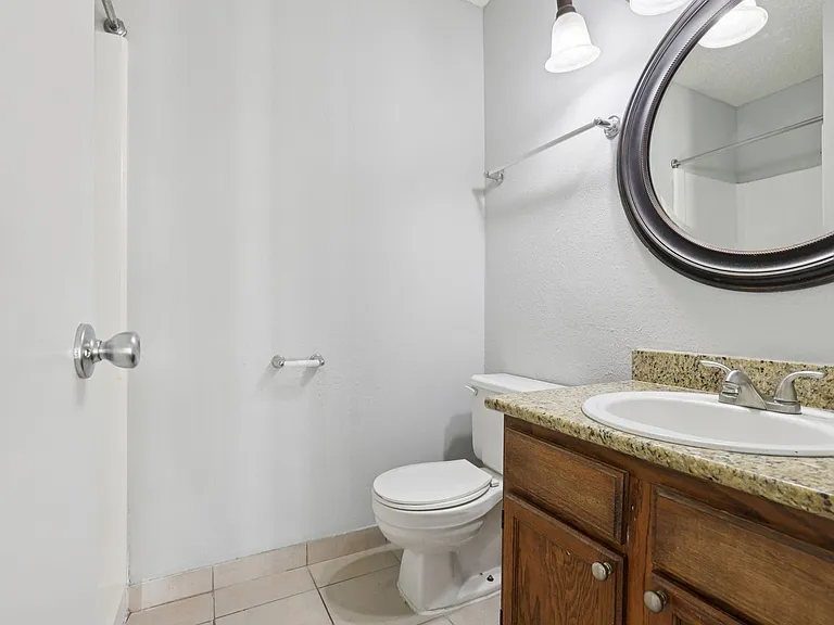 Madeira Apartments at Live Oak — Photo 77