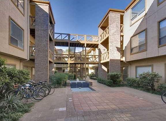 2nd image of 806 W 24th St APT 215