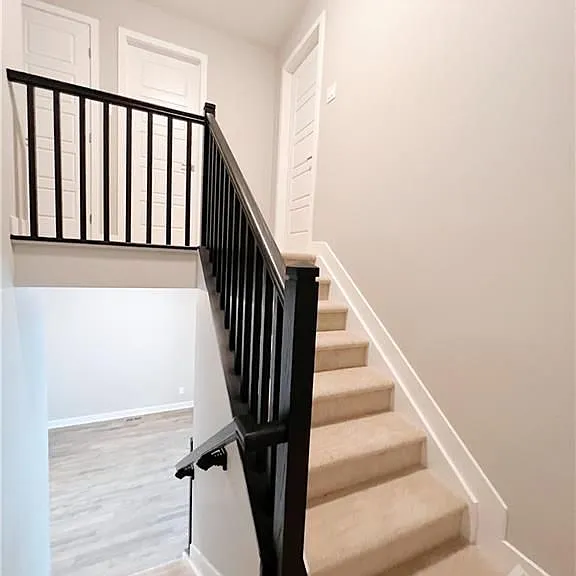 2180 Winsome Ter — Photo 8