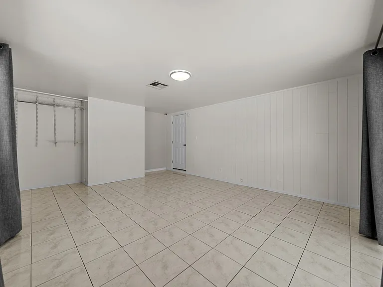 5658 Mary Lane Dr — Photo 16