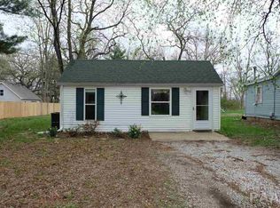 204 Gunion Ave, Pekin, IL