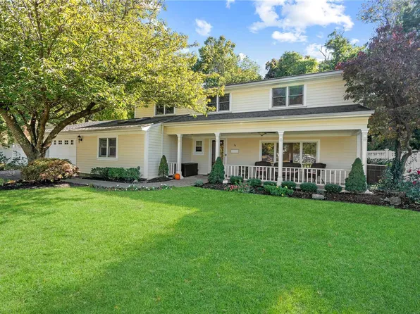 34 Daniel Drive, Glen Cove, NY 11542