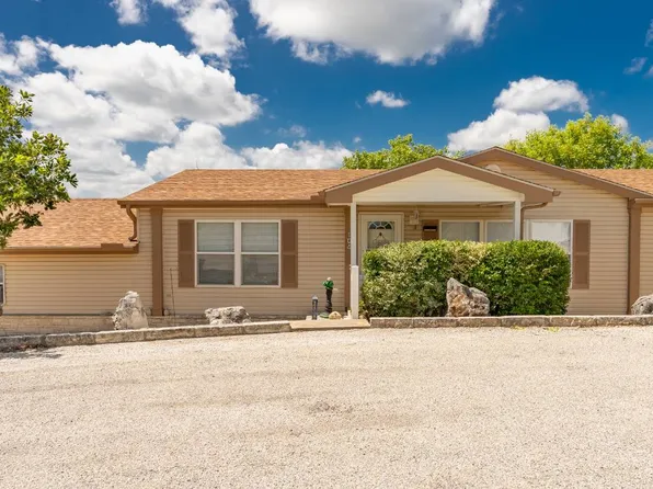 500 Oak Ridge Rd #104, Fredericksburg, TX 78624