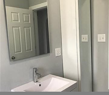 3rd image of 2182 N Sawyer Ave #2130-3E
