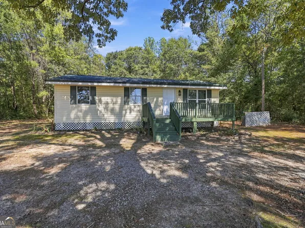 107 S Gates Rd, Pine Mountain, GA 31822