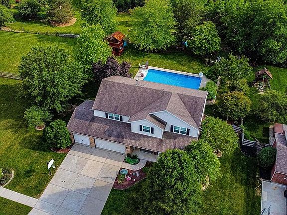 2nd image of 4397 Stone Creek Dr