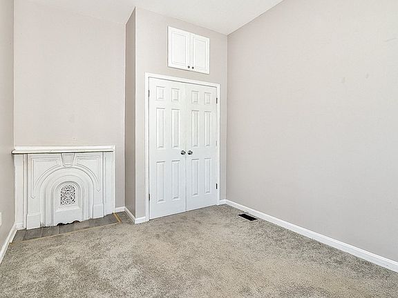 2nd image of 802 Milton St