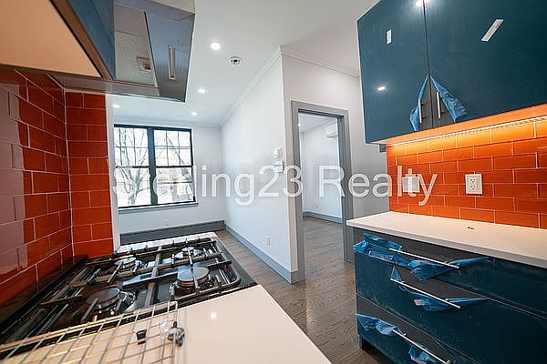 1st image of 2264 28th St APT 2