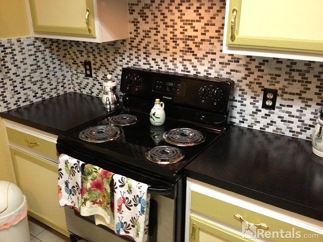 2nd image of 6601 Rhea Ridge Dr