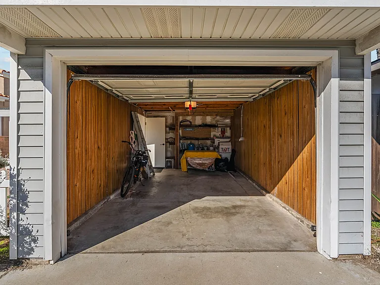 1251 Devon Ln — Photo 27