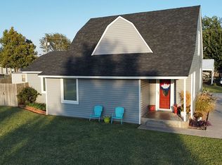 122 6th St, Canute, OK 73626