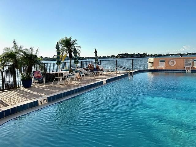 my favorite pool with awesome views- heated pool